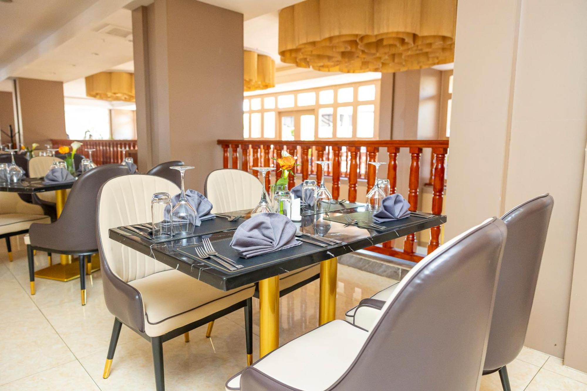 M hotel Kigali Exteriér fotografie