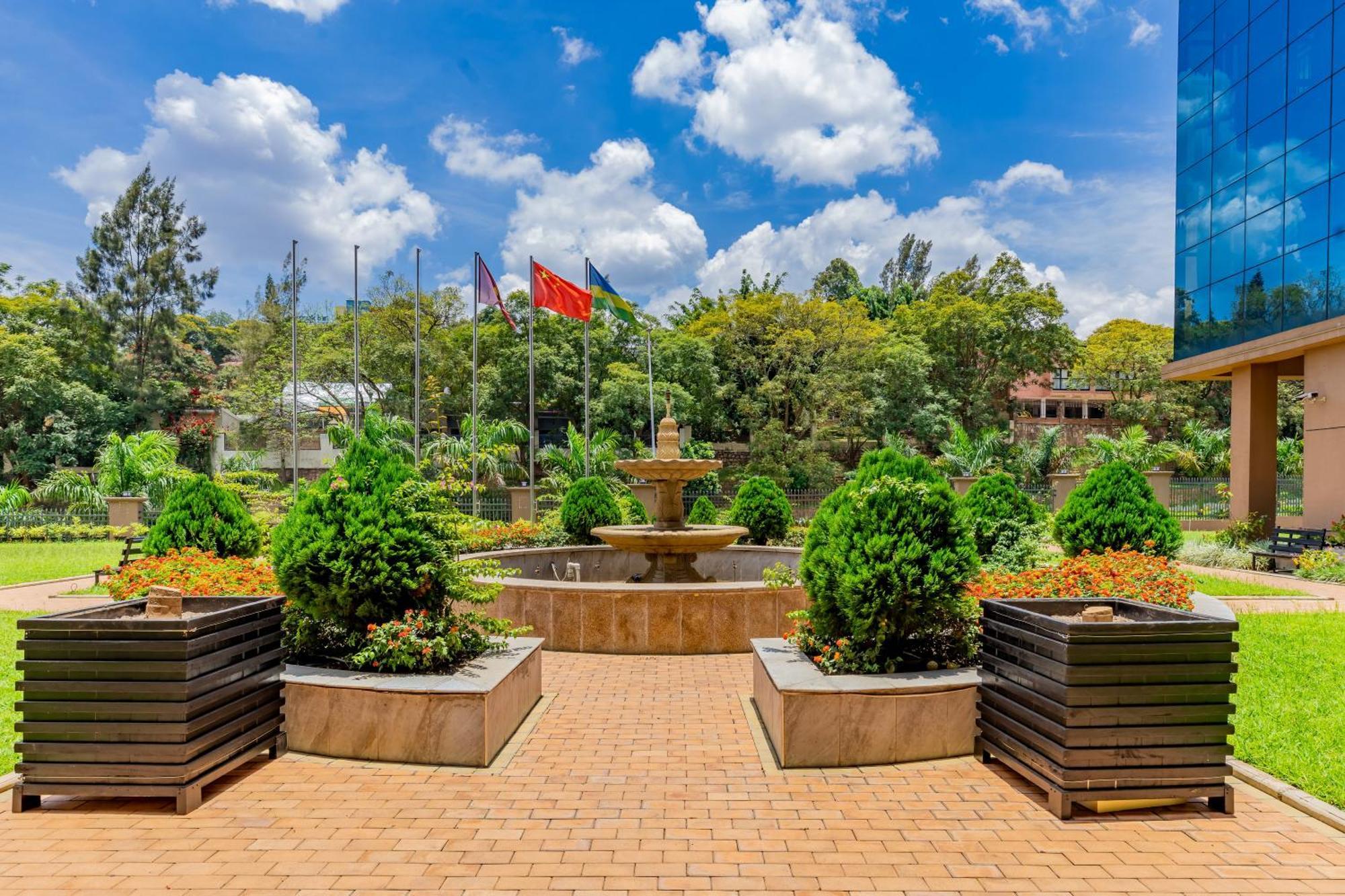 M hotel Kigali Exteriér fotografie