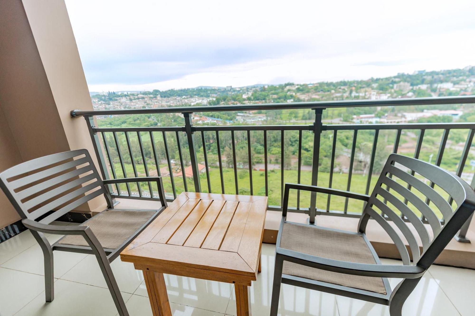 M hotel Kigali Exteriér fotografie